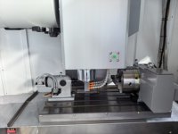 Centro de Mecanizado Vertical CNC Industrial VMC855, Fresadora BT40 para Mecanizado de Acero Inoxidable, Aluminio, Cobre y Acero