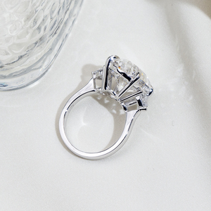 Anillo de Lujo Personalizado MSR-1874, Corte Ovalado, 10.5CT, F VS1, Oro Blanco de 18K, Anillo con Diamante Cultivado en Laboratorio - Product Image 3