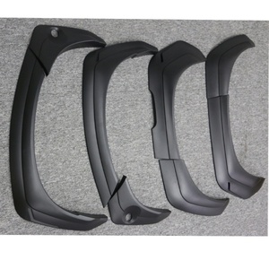 อุปกรณ์ตกแต่งรถยนต์ขายดี ชุดแต่งซุ้มล้อสีดำ สำหรับมิตซูบิชิ ปาเจโร สปอร์ต ปี 2016 - Product Image 3