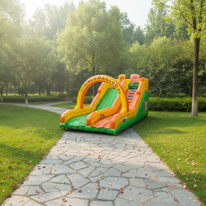 Castello Gonfiabile Commerciale per Esterni in PVC a Tema Sportivo con Scivolo Gonfiabile, Capacità 10 Persone per Bambini - Product Image 4