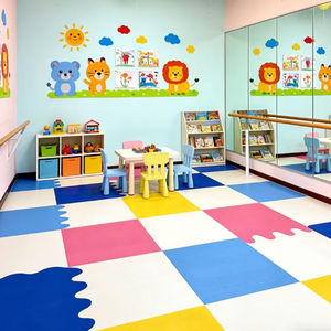 <span class=keywords><strong>Tappeto</strong></span> per Cameretta Personalizzabile con Logo - Resistente, Ignifugo, Ecologico in Poliestere PET, Design Moderno per Tappeti da Preghiera - Product Image 1