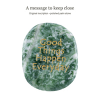 Pierres de palmier gravées avec inscription dorée « Good Things Happen Everyday » pour des cadeaux de pensée positive et des décorations de bureau