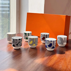 New European Style Runway Pattern Concentrated Bone China 7 Tea Cups - Product Image 1