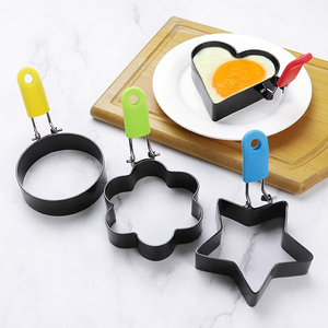 Anillos para freír huevos de alta calidad con cuatro formas, moldes profesionales de acero inoxidable con mango de TPR colorido para cocinar en la cocina - Product Image 1