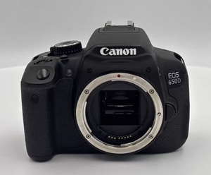 Appareil photo reflex numérique APS-C 18MP avec capteur CMOS, vidéo Full HD stabilisée, avec carte SD - Appareil photo pas cher - Product Image 1