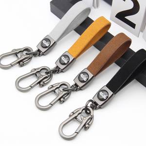 Porte-clés en métal suédé pour voiture, avec logo de véhicule en relief, personnalisable, cadeaux d'affaires, pendentif porte-clés, vente en gros - Product Image 2