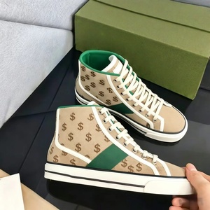 Chaussures de créateur de haute qualité pour hommes, baskets montantes de luxe pour hommes, chaussures plates décontractées pour femmes, chaussures de marche de haute qualité pour jeunes. - Product Image 1