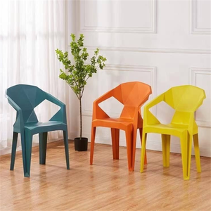 Sedie da pranzo in plastica impilabili moderne ed economiche all'ingrosso per bancarelle di street food, scuole, bagni e raduni - Prezzo di fabbrica - Product Image 2