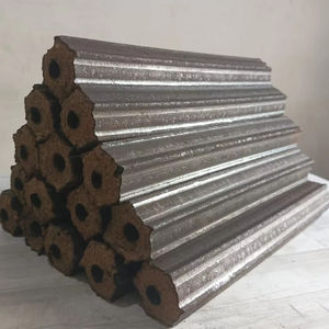 Briquetas de Carbón Vegetal Hechas a Máquina Pini Kay, Proporcionan Calor Limpio y Duradero, Hechas 100% con Aserrín Natural, Sin Aditivos Químicos - Product Image 1