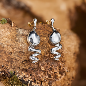 Boucles d'oreilles pendantes tendance en acier inoxydable 316L plaqué or PVD, bijoux durables et résistants - Product Image 3
