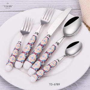 Juego de cubiertos de lujo de acero inoxidable 18-10, cubiertos con mango de porcelana, cubiertos con mango de cerámica, calcomanía, cuchillo de Metal, tenedor, cuchara - Product Image 4