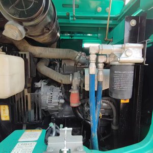 Mini-excavatrice Kobelco SK75 robuste, cabine confortable, garantie 1 an, service après-vente 24h/24, en stock - Product Image 6