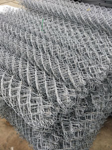 Clôture à maillons de chaîne galvanisée durable personnalisée Maille de diamant Grillage d'écran <span class=keywords><strong>Panneaux</strong></span> enduits de PVC <span class=keywords><strong>galvanisés</strong></span> <span class=keywords><strong>pour</strong></span> une longue utilisation régulière - Product Image 5