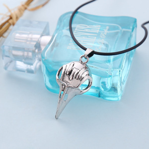 Vintage <span class=keywords><strong>Bellatrix</strong></span> <span class=keywords><strong>Lestrange</strong></span> Sculpey pendentif Style gothique oiseau crâne collier alliage corde chaîne pour hommes femmes Halloween décor - Product Image 1