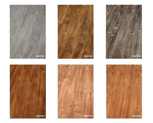 Bâton en bois pvc sur carreaux de sol - Product Image 3