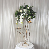 Centres de table et supports floraux pour décorations de table de mariage