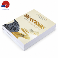 Impression personnalisée de livres brochés épais A4, roman de fiction avec couverture texturée et vernis UV en relief