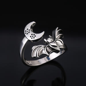 Bague F622 Punk Bat Moon en alliage unisexe, bijoux fantaisie d'Halloween, bague statement pour femmes et hommes, accessoire de style gothique - Product Image 3