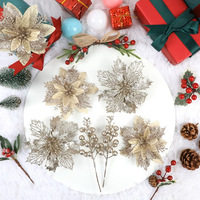 Ensemble de fleurs artificielles de Noël scintillantes, poinsettia et baies rouges, pour décorations de sapin, couronnes, guirlandes, coffrets cadeaux et fêtes à domicile