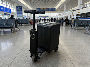 FUTURE <span class=keywords><strong>JOY</strong></span> 20-Zoll <span class=keywords><strong>E</strong></span>-Ride Smart Carry-On Gepäck: App-Konnektivität & LED-Schnittstelle - Product Image 1