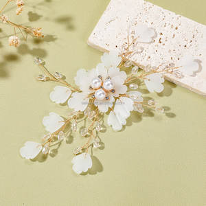 Accessoires <span class=keywords><strong>pour</strong></span> cheveux BELLEWORLD Fleur Cristal Perle Coiffe de mariée Femmes <span class=keywords><strong>Coiffure</strong></span> bon marché <span class=keywords><strong>pour</strong></span> idées de <span class=keywords><strong>coiffure</strong></span> de fête de mariage - Product Image 3