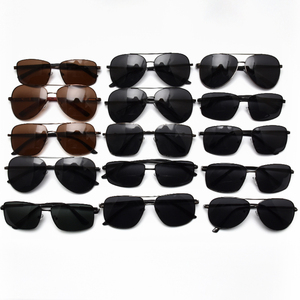 <span class=keywords><strong>De</strong></span> descuento al por mayor <span class=keywords><strong>gafas</strong></span> <span class=keywords><strong>de</strong></span> <span class=keywords><strong>sol</strong></span> polarizadas <span class=keywords><strong>de</strong></span> diseñador <span class=keywords><strong>de</strong></span> moda <span class=keywords><strong>de</strong></span> uv400 <span class=keywords><strong>gafas</strong></span> <span class=keywords><strong>de</strong></span> <span class=keywords><strong>sol</strong></span> - Product Image 1