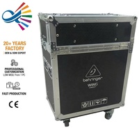 Flight case hydraulique sur mesure pour table de mixage numérique compacte avec doublure en EVA