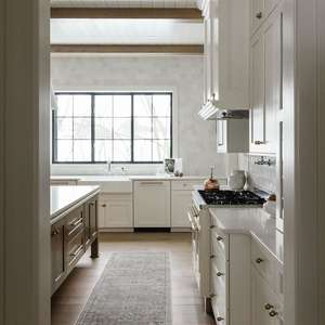 خزانة مطبخ صلبة من خشب البلوط من فيرمونت-خزائن مطبخ حديثة مخصصة - Product Image 4