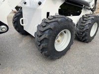 Spedizione Gratuita Mini Caricatore a Ruote Compatto con Motore Importato CE EPA Attrezzatura per Costruzioni e Agricoltura