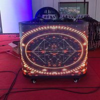 Cabine de DJ et table de bar avec écran LED couleur et animations pour festivals de musique électronique, boîtes de nuit et soirées
