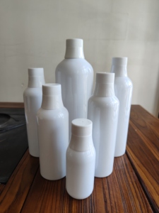 <span class=keywords><strong>Bouteille</strong></span> de bain de bouche 100ml 250ml 300ml 500ml 1000ml <span class=keywords><strong>Bouteille</strong></span> en plastique personnalisée avec couvercle et tasse à mesurer - Product Image 2