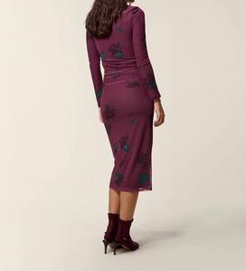 Vestido Midi de Mujer Personalizado ODM/OEM, Color Borgoña, con Estampado Floral de Malla, Manga Larga, Estilo Vintage, Escote Corazón, Fruncido, Ajustado, para Fiesta - Product Image 2