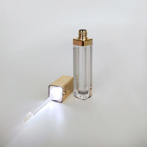 7ml Hot Sale LED Silver Black White Gradient clear Lipgloss Tubes with <strong>Light</strong> and Mirror Makeup Packaging Wand Lipgloss Container - Product Image 4
