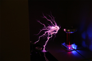 AC110-240V SSTCミュージックテスラコイルDIY仕上げ高周波発生器250Wアーク長20cm点火雷モデル - Product Image 6