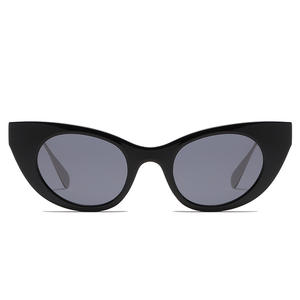 Lunettes de soleil œil de chat personnalisées pour femmes, monture noire, verres PC, protection UV400, style Instagram, design tendance - Product Image 3