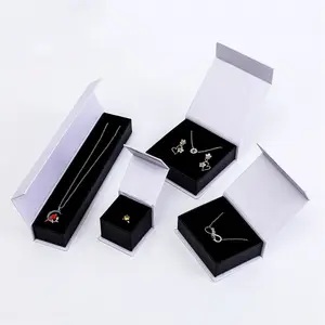 Bangdi Fabriek Elegante Custom Kartonnen Ketting Ring Hanger Armband Magnetische Sieraden Geschenkverpakking Met Logo