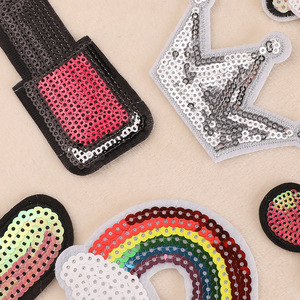 Écusson thermocollant personnalisé en paillettes réfléchissantes, brodé, pour vêtements/sacs - Product Image 4