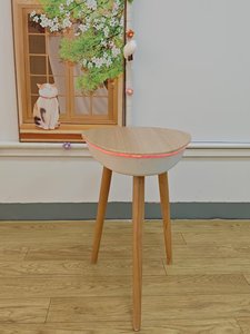 <span class=keywords><strong>2025</strong></span> Hot Bán Thiết Kế Hiện Đại Kim Loại Thông Minh Bàn Cạnh Giường Ngủ Với Phí Không Dây Tính Năng Hot Văn Phòng Bàn - Product Image 4