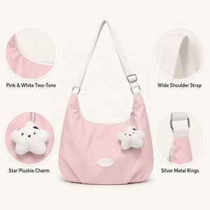 Borsa a <span class=keywords><strong>Tracolla</strong></span> Rosa a Mezzaluna in Morbido Nylon, Stile Slouchy con <span class=keywords><strong>Tracolla</strong></span> Bianca Regolabile per Uso Quotidiano Casual - Product Image 4