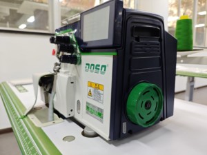 Máquina Remalladora Automática de Alta Velocidad <span class=keywords><strong>DOSO</strong></span> S6-5T-AT-BUT de 5 Hilos con Cortahilos para Necesidades de Fabricación Textil - Product Image 3