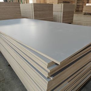 Contreplaqué mélaminé noir de qualité supérieure OEM 9 mm, contreplaqué blanc 18 mm, plaques de <span class=keywords><strong>bois</strong></span> - Product Image 1