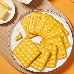 Yuanrongyuan Happy Crackers Kekse Salziger Käse geschmack Halbharte Textur 41% Fett 600g Box Verpackung Chinesische exotische Snacks - Product Image 4