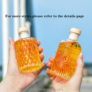 Bouteilles en verre diffuseur d'arômes 100ml 150ml 200ml avec <span class=keywords><strong>bouchon</strong></span> à vis en liège pour cadeaux de <span class=keywords><strong>mariage</strong></span>, sérigraphie Hongfei Glass HF-687 - Product Image 2