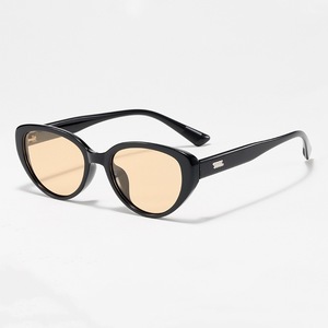 Lunettes de soleil œil de chat, monture intégrale, protection UV400, unisexe, style adulte - Product Image 1