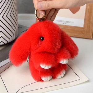 Muñeco de Conejo de 15 cm, Suave y Adorable, de Piel Sintética, con Pompón, Colgante de Peluche para Coche, Bolso o Llavero - Product Image 6