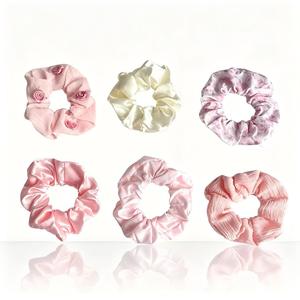 Coleteros de satén y gasa con diseño de rosa 3D, dulces coleteros florales elásticos, elegantes coleteros de tela para mujer. - Product Image 4