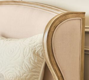 Luxury French Classic Solid Wood Hand Carved Eco-Friendly Soft <b>Headboard</b> Customizable <b>Size</b> Bedroom Set - Product Image 3