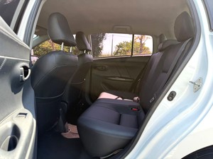 Toyota Vios FS Vitz <span class=keywords><strong>2017</strong></span> Usado, 1.5L CVT Automático, Gasolina, Volante a la Izquierda, Hatchback Compacto, Económico, Confiable, de <span class=keywords><strong>Segunda</strong></span> <span class=keywords><strong>Mano</strong></span> - Product Image 6