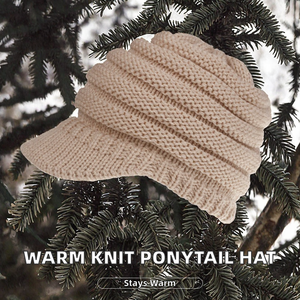 Gorro de Invierno para Mujer, Deportivo y de Viaje, Tejido Grueso con Diseño a Rayas, Estampado Puff, 100% Acrílico, Venta al Por Mayor, Personalizado OEM - Product Image 2