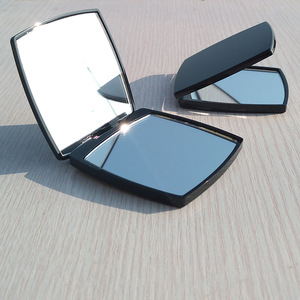 Espejo Cosmético de Bolsillo Plegable de Doble Cara Negro de Alta Gama con Logotipo Personalizado, Regalo para Chicas - Product Image 1